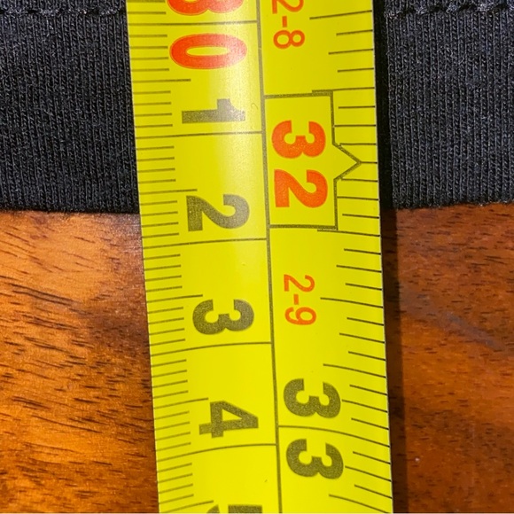 EUC Women’s Size 4XL Human Unlimited “Strong Women” Black Short Sleeve Tee Shirt - Picture 10 of 11